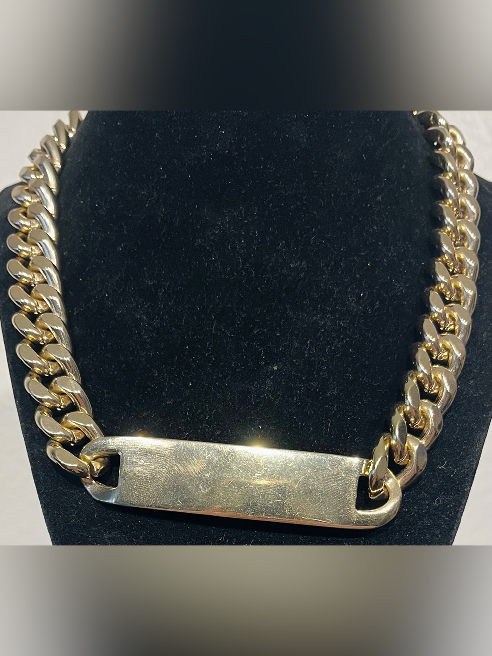 Vintage Y2K Gold-Tone Stainless Steel Chunky Curb Chain Necklace